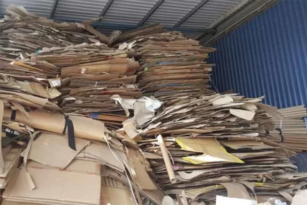 Nguyên liệu máy ép lề